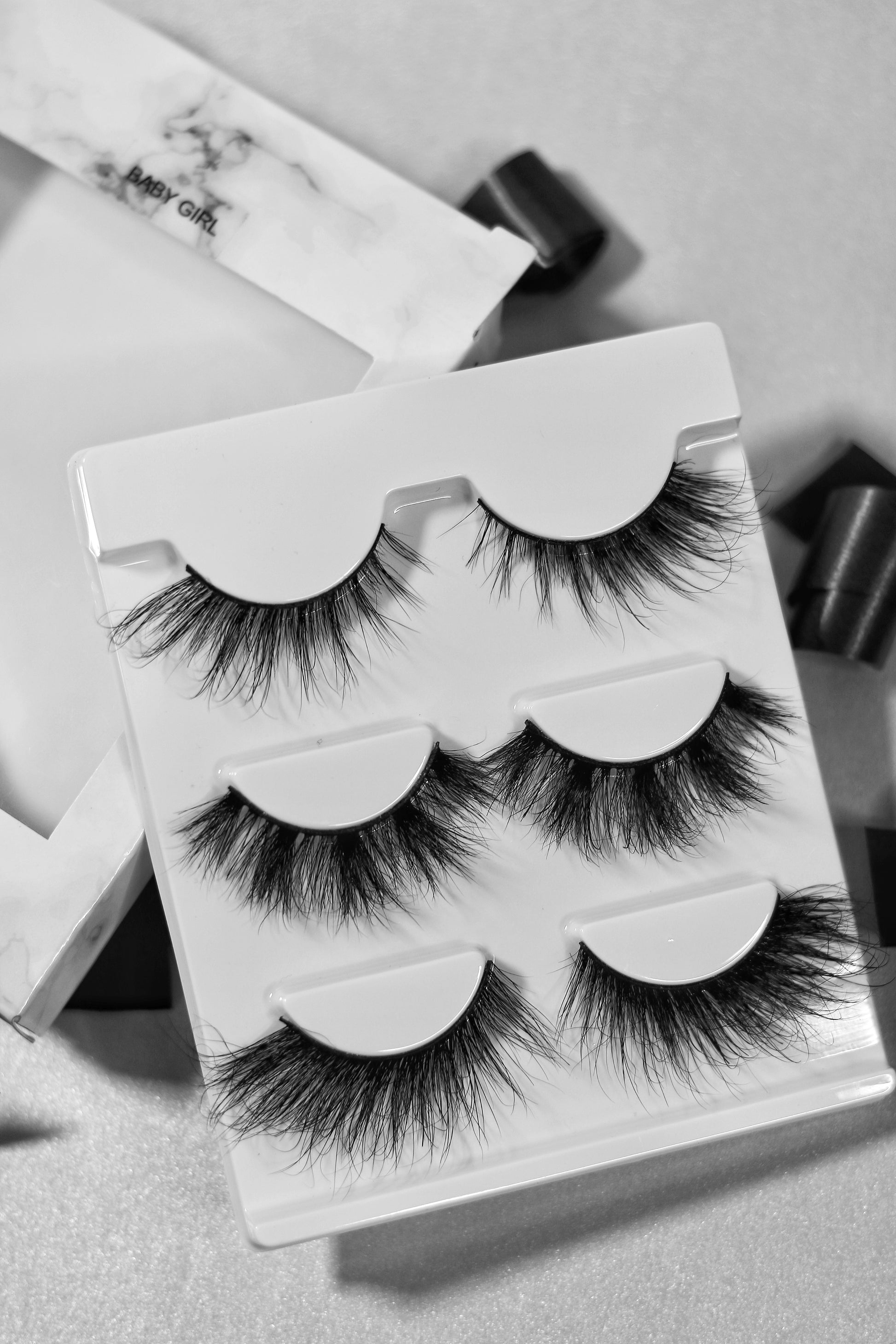Leatty Beauty BABY GIRL Mink Eyelashes (Hybrid Style) - Soft and Reusable